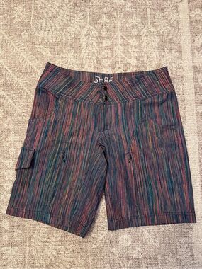 ✨Shredly Striped MTB Shirts Size 0✨